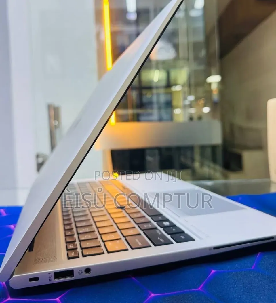 New Laptop HP EliteBook 840 G7 16GB Intel Core i5 SSD 512GB