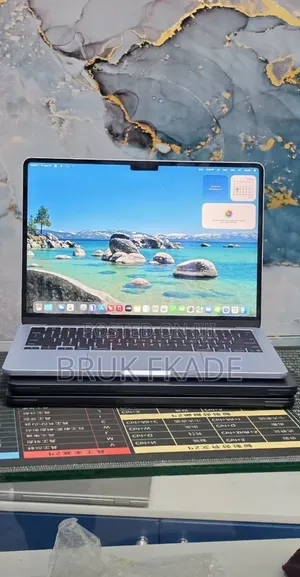 New Laptop Apple MacBook Air 2025 M4 16GB Apple M4 SSD 256GB