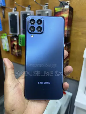 New Samsung Galaxy M33 5G 128 GB Blue