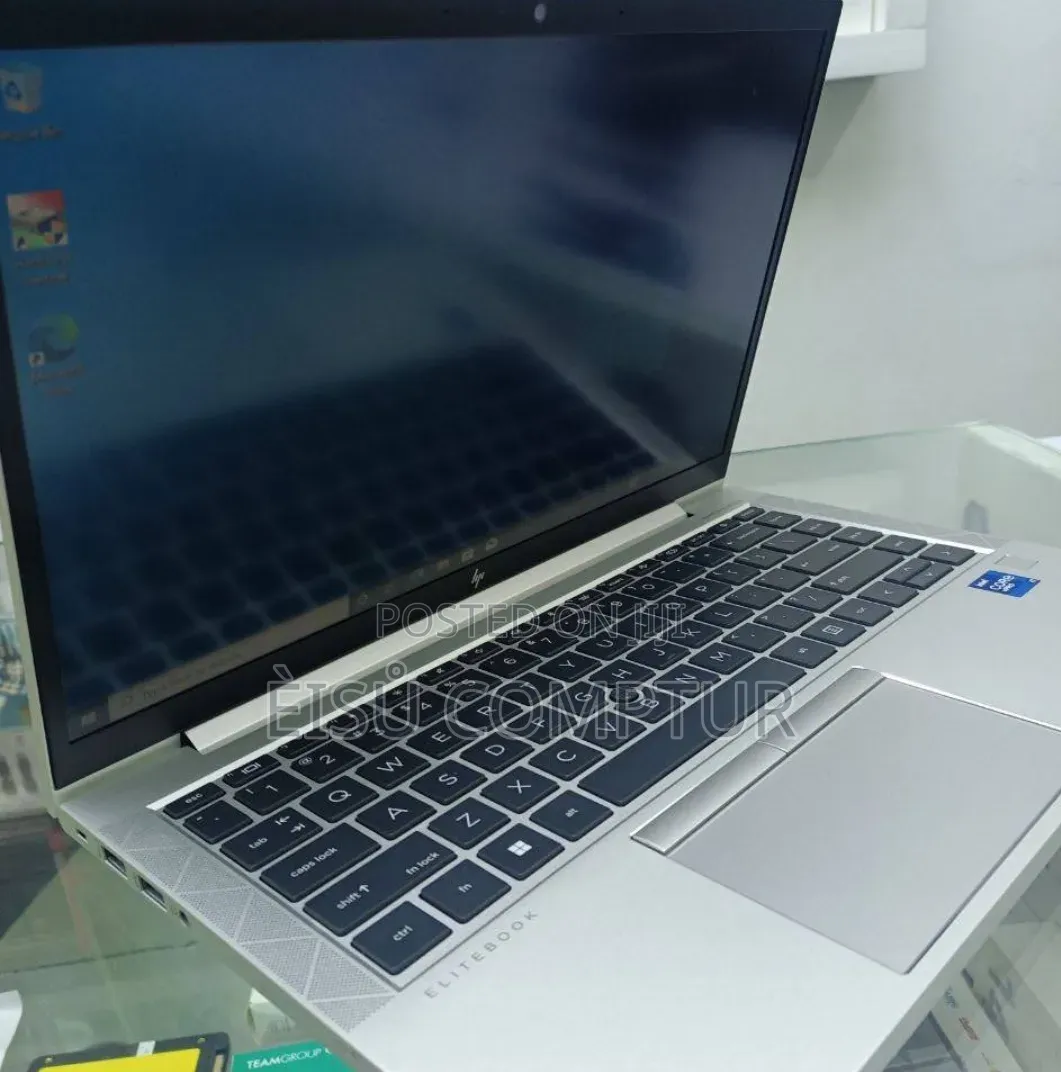 New Laptop HP EliteBook 840 G8 16GB Intel Core i5 SSD 512GB