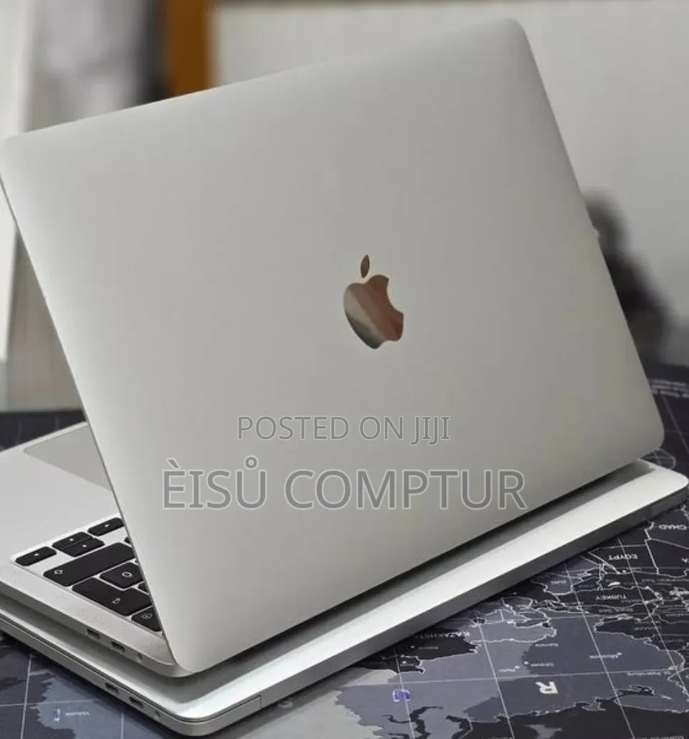 New Laptop Apple MacBook 2020 32GB Intel Core i7 SSD 512GB