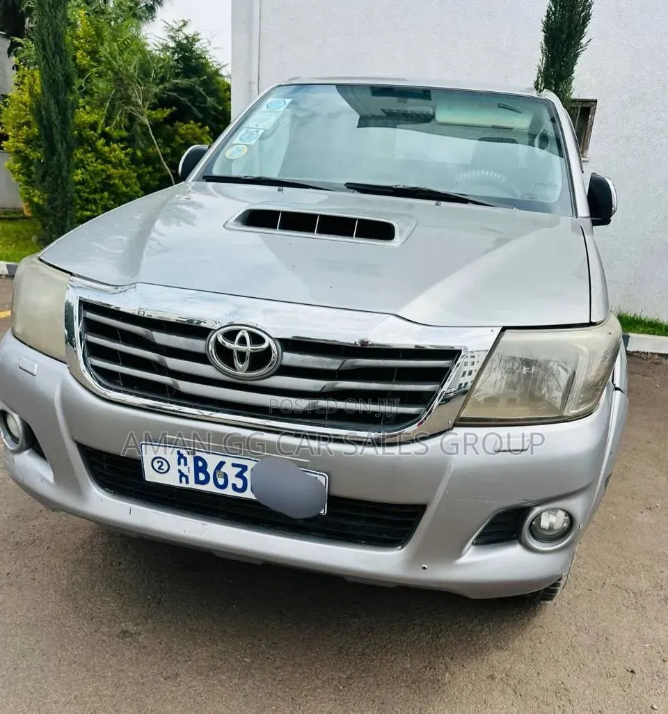 Toyota Hilux 2015 Beige