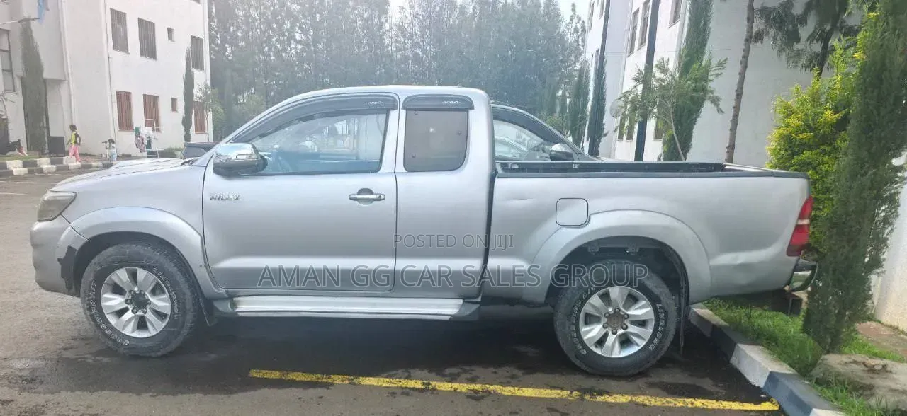 Toyota Hilux 2015 Beige
