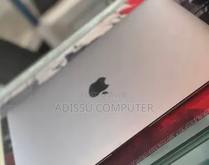 New Laptop Apple MacBook Air 2018 8GB SSD 128GB