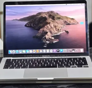 New Laptop Apple MacBook 2020 32GB Intel Core i7 SSD 512GB