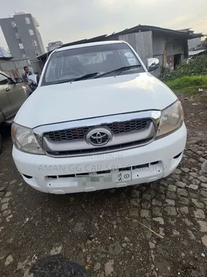 Toyota Hilux 2008 White
