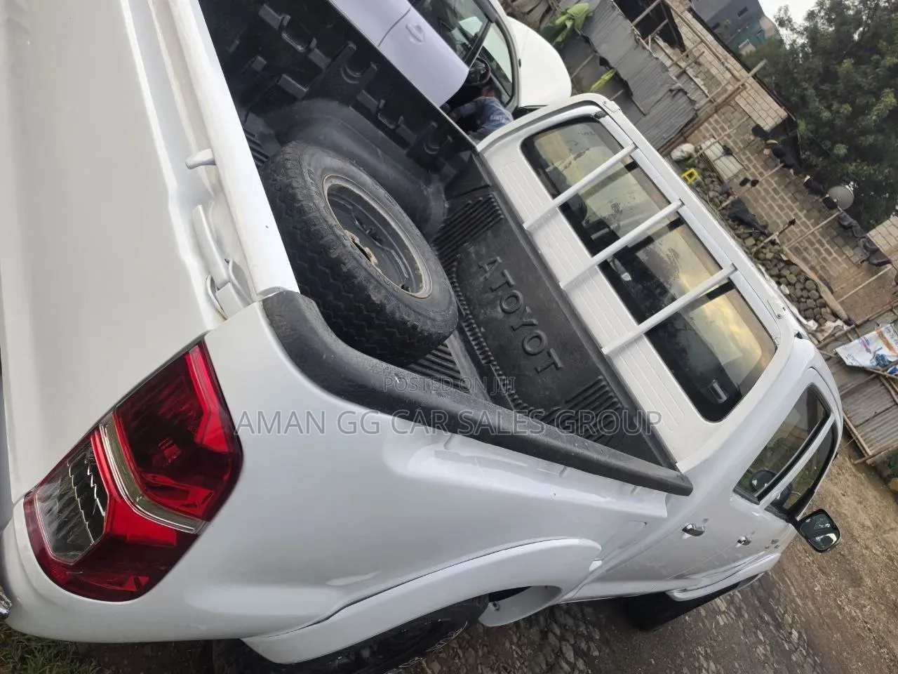 Toyota Hilux 2008 White