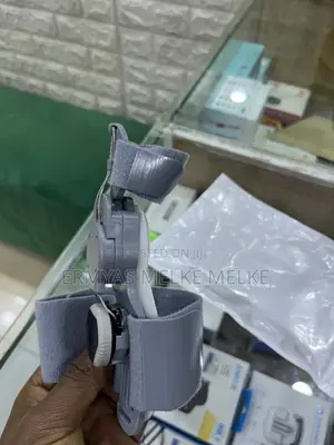 የእግር አውራ ጣት ማስተካከያ