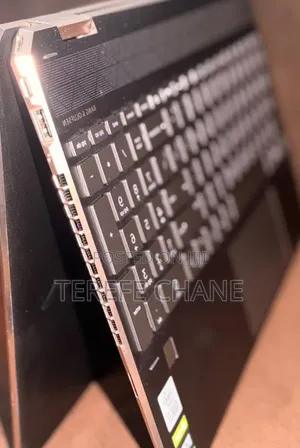 New Laptop HP Spectre 14 16GB Intel Core i7 SSD 1T