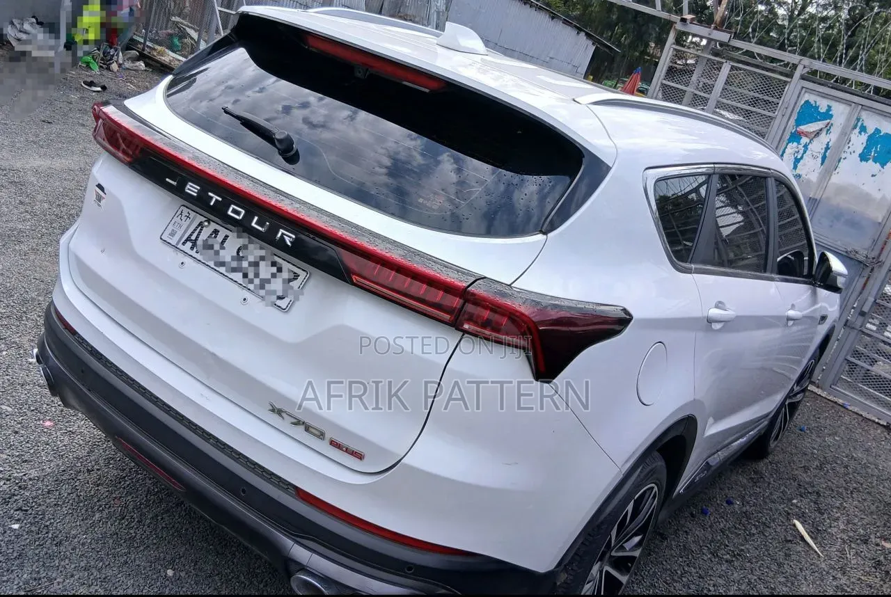 Jetour X70 Plus 1.5 7-Seater FWD 2022 White