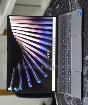 New Laptop Dell XPS 13 8GB Intel Core i5 SSD 512GB