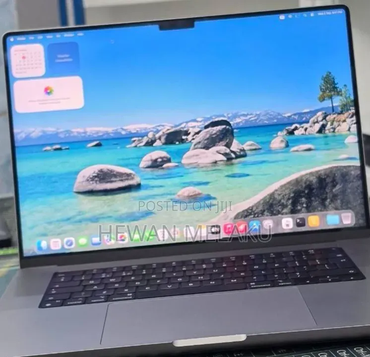 New Laptop Apple MacBook Pro 2021 M1 32GB Apple M1 Pro SSD 512GB