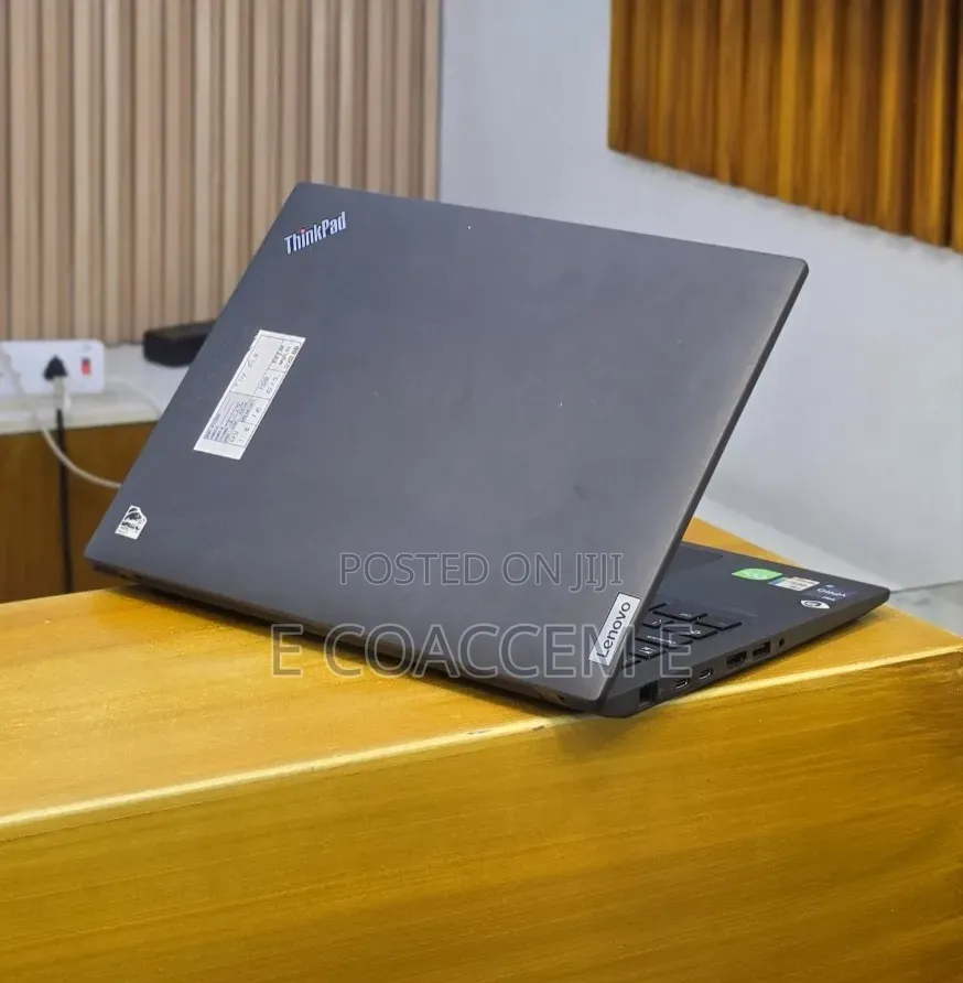 New Laptop Lenovo 16GB Intel Core i7 SSD 512GB