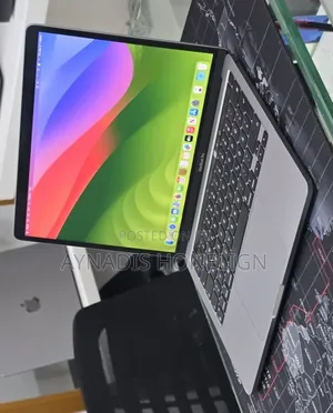 New Laptop Apple MacBook Pro 8GB Apple M1 Pro SSD 256GB