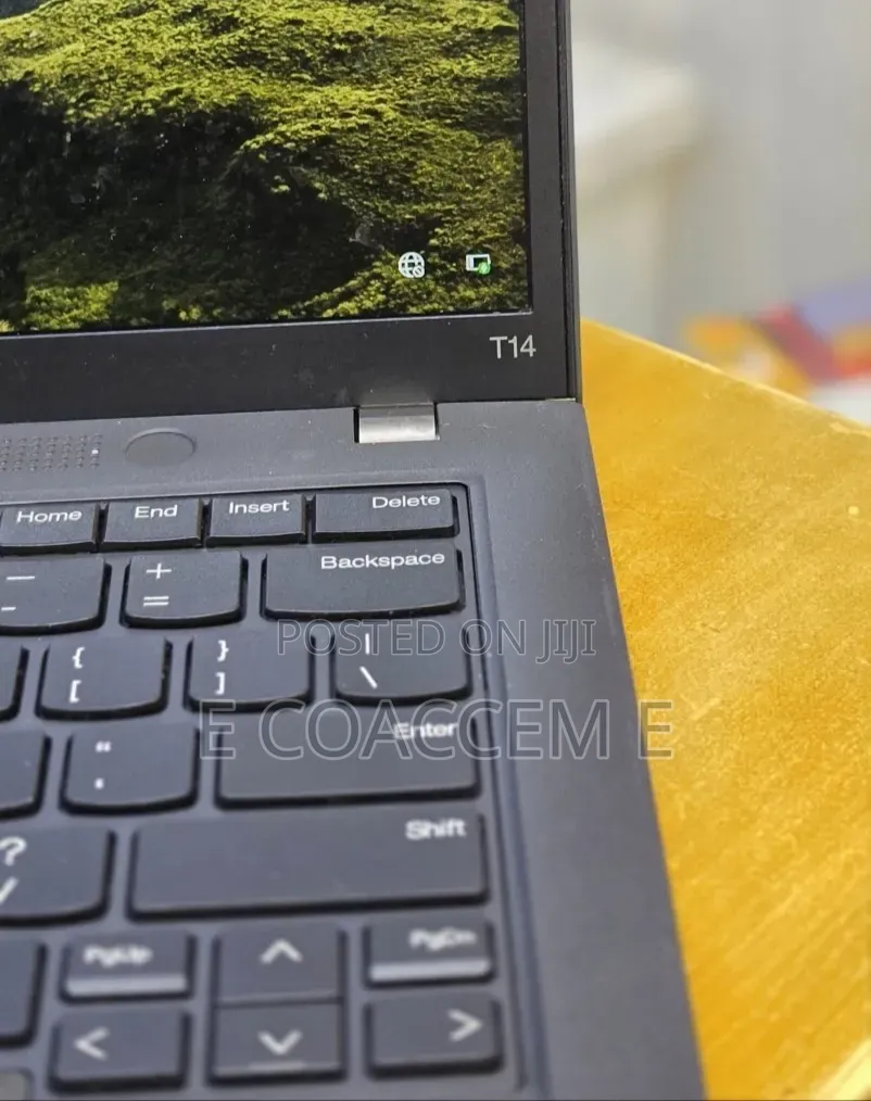 New Laptop Lenovo ThinkPad T14 16GB Intel Core i5 SSD 512GB