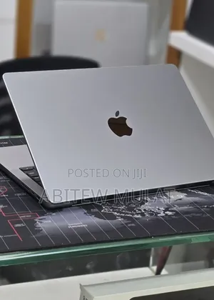 New Laptop Apple MacBook Pro 2021 M1 32GB Apple M1 Pro SSD 512GB
