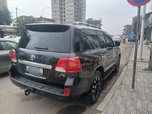 Toyota Land Cruiser 100 4.7 Executive 2008 Black