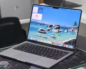 New Laptop Apple MacBook Pro 2021 M1 32GB Apple M1 Pro SSD 512GB