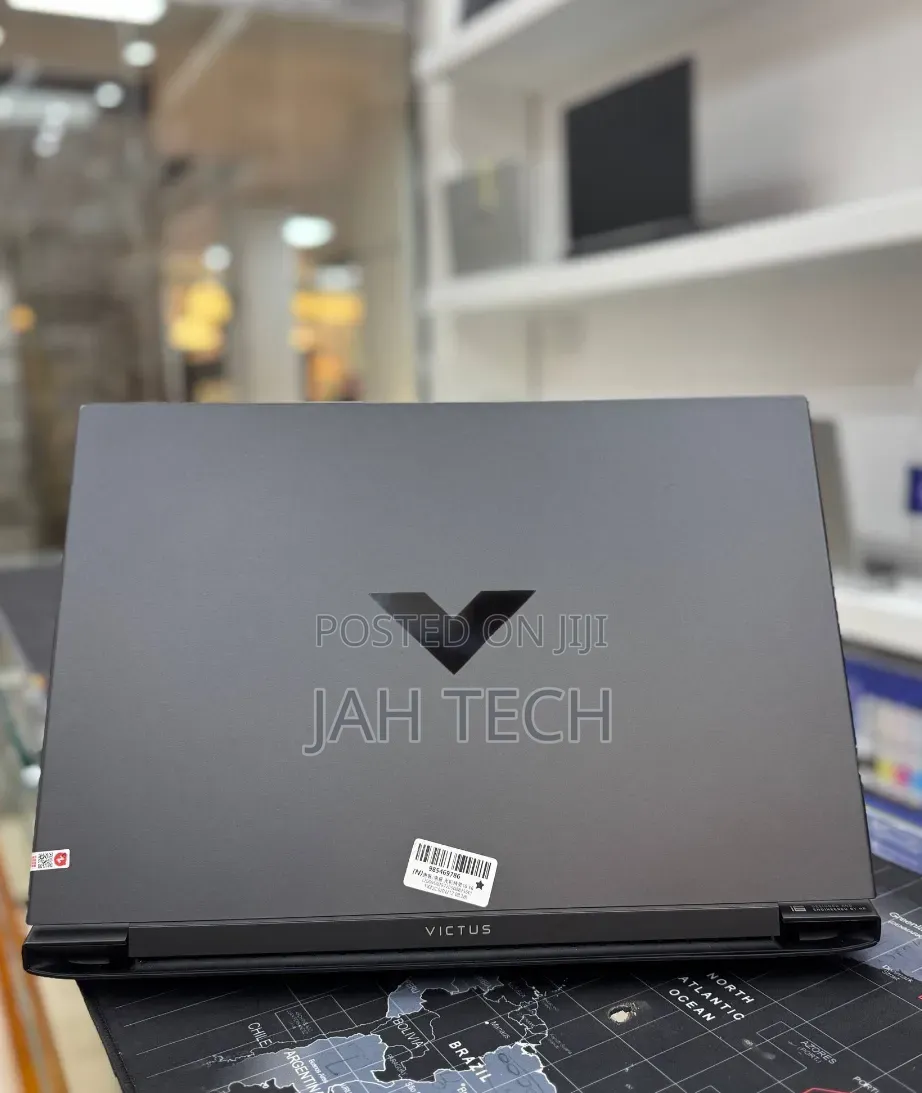 New Laptop HP Victus 16 16GB Intel Core i7 SSD 1T