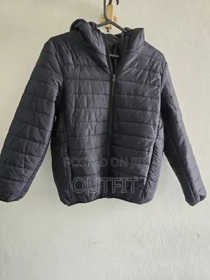 Hooded Puffer Jacket