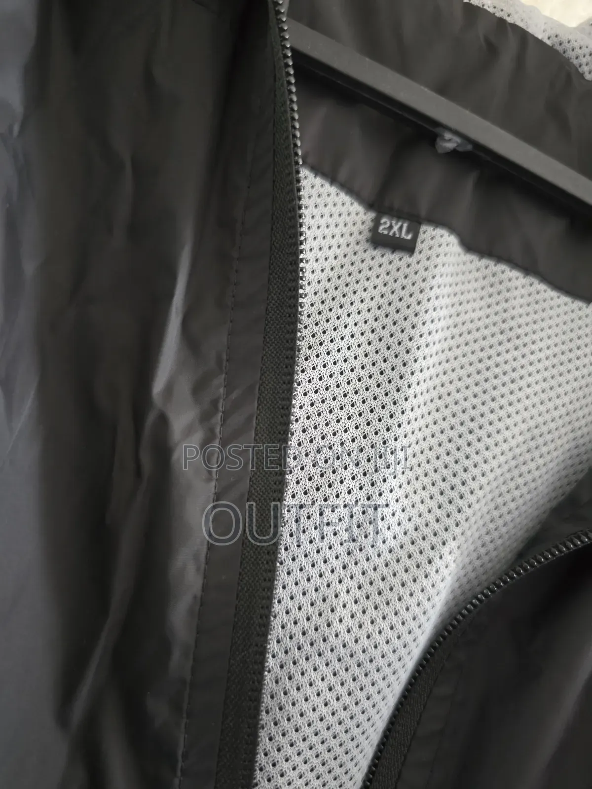 Nike Lightweight Hooded Windbreaker Jacket