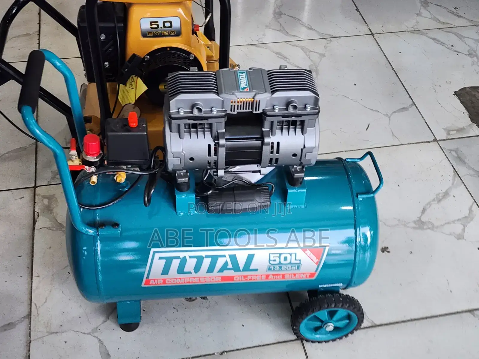 TOTAL 50L Air Compressor