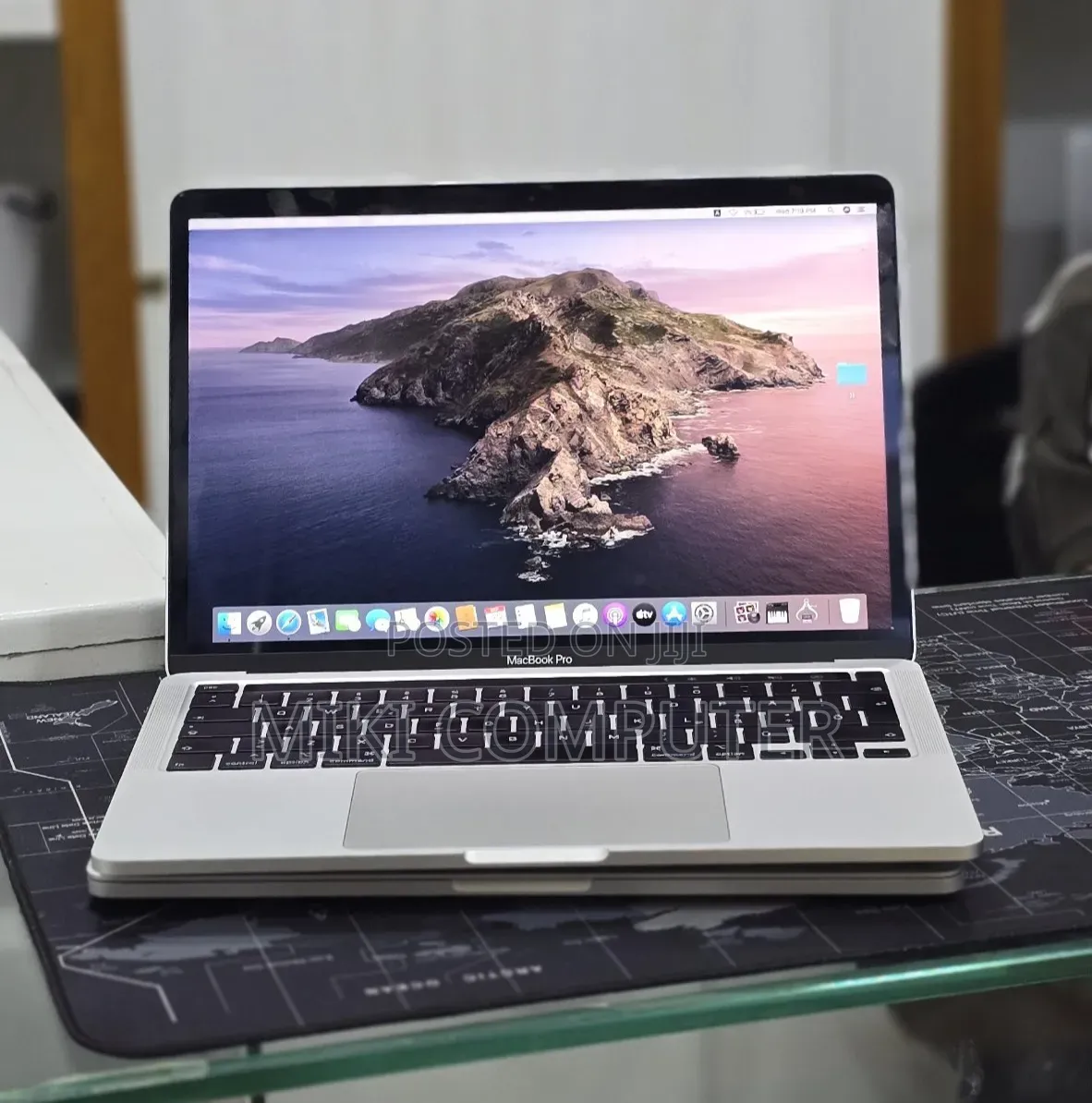 New Laptop Apple MacBook Pro 2020 32GB Intel Core i7 SSD 512GB