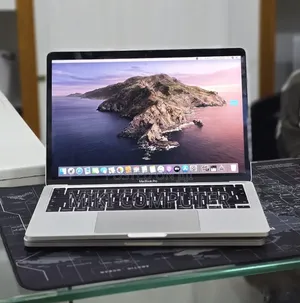 New Laptop Apple MacBook Pro 2020 32GB Intel Core i7 SSD 512GB