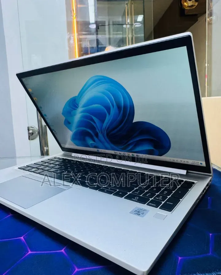 New Laptop HP EliteBook 840 G7 16GB Intel Core i5 SSD 512GB
