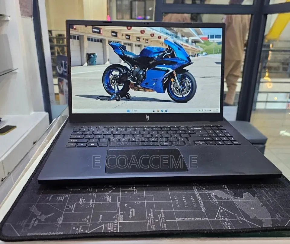 New Laptop Acer 16GB Intel Core i9 SSD 512GB