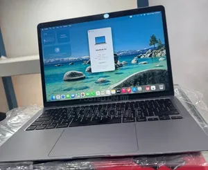 New Laptop Apple MacBook 8GB Intel Core i5 SSD 128GB