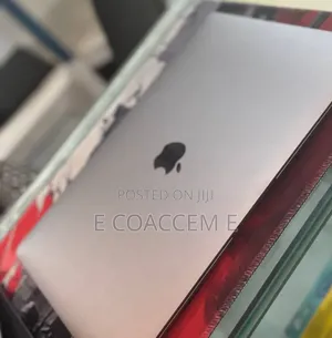 New Laptop Apple MacBook 8GB Intel Core i5 SSD 128GB