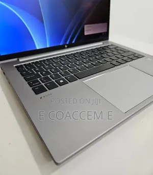 New Laptop HP ZBook Firefly 14 G10 16GB Intel Core i5 SSD 512GB