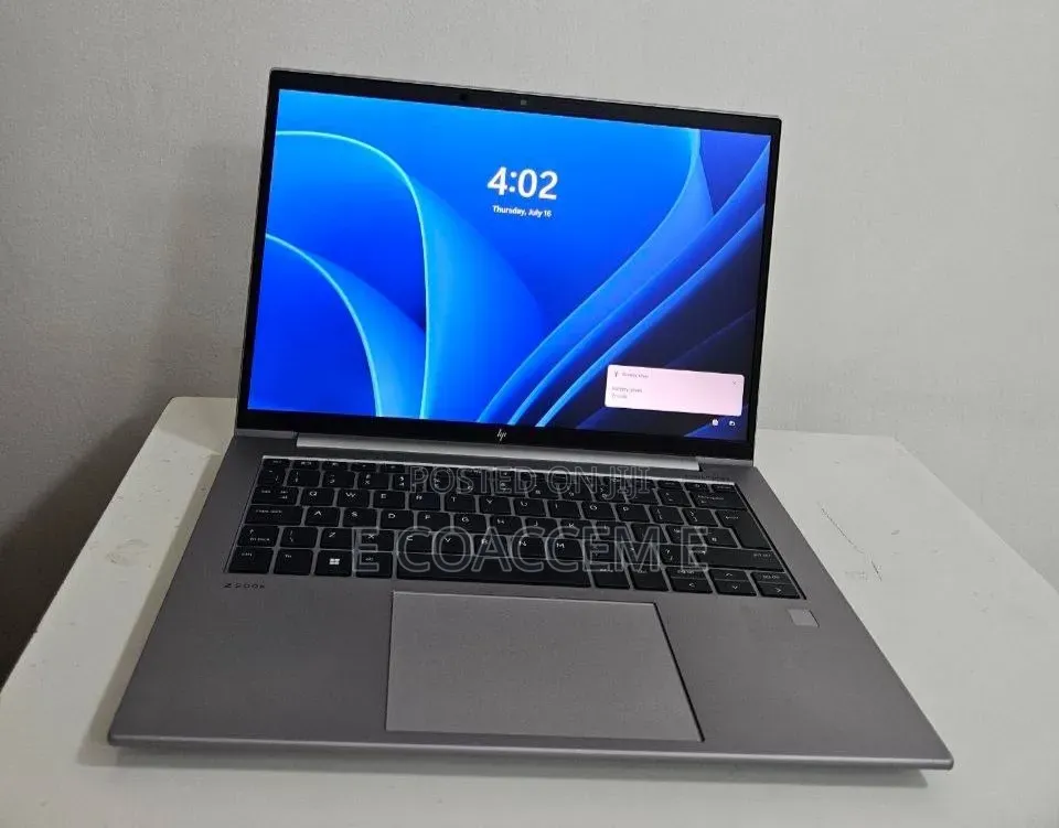 New Laptop HP ZBook Firefly 14 G10 16GB Intel Core i5 SSD 512GB