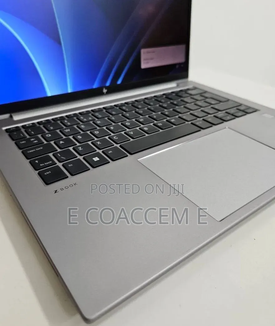 New Laptop HP ZBook Firefly 14 G10 16GB Intel Core i5 SSD 512GB