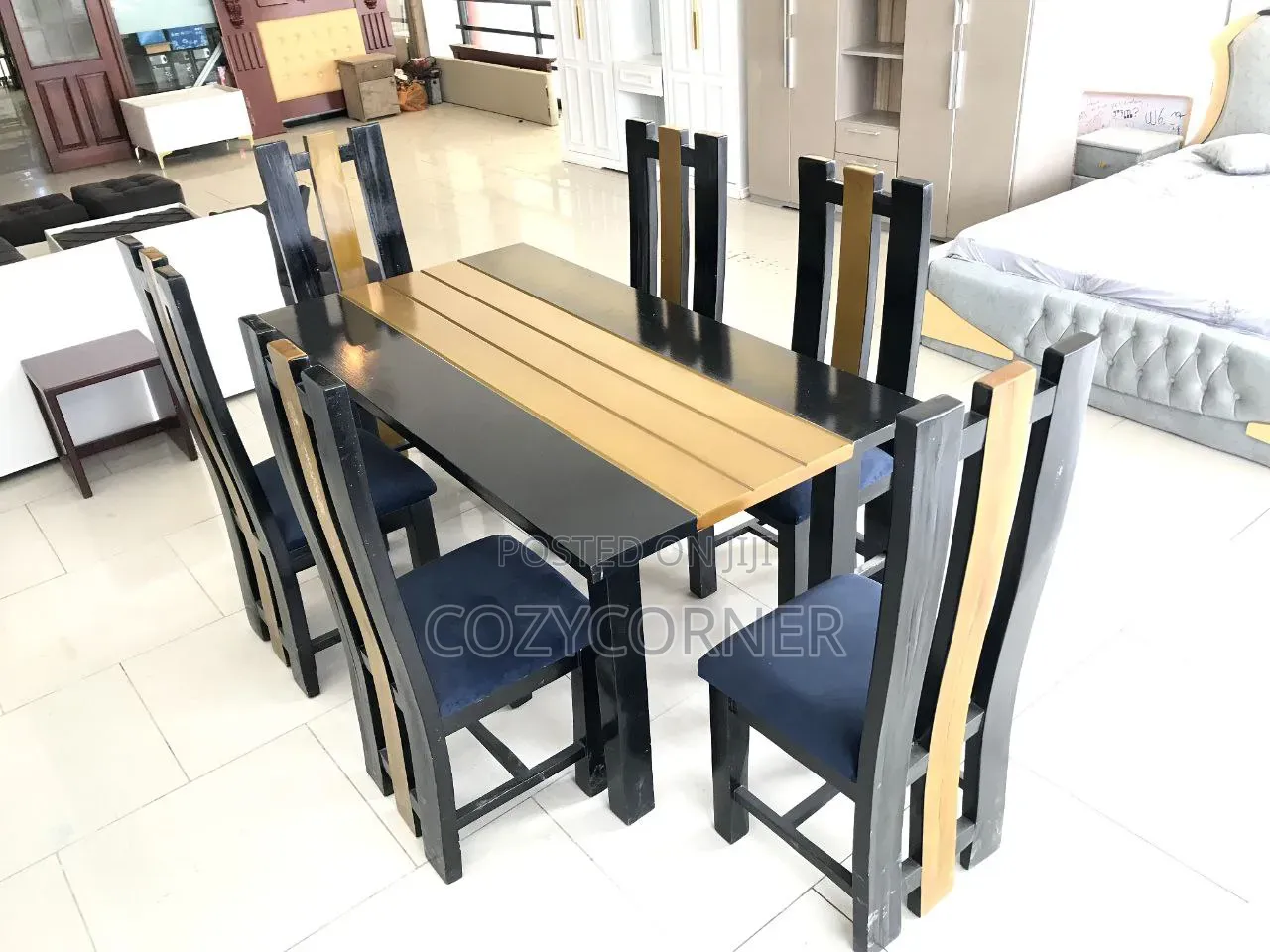 Refined 6 Seater Dining Set With Durability. የምግብ ጠረጴዛ