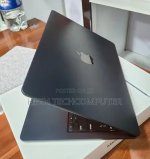 New Laptop Apple MacBook Air 2022 M2 8GB Apple M2 SSD 256GB