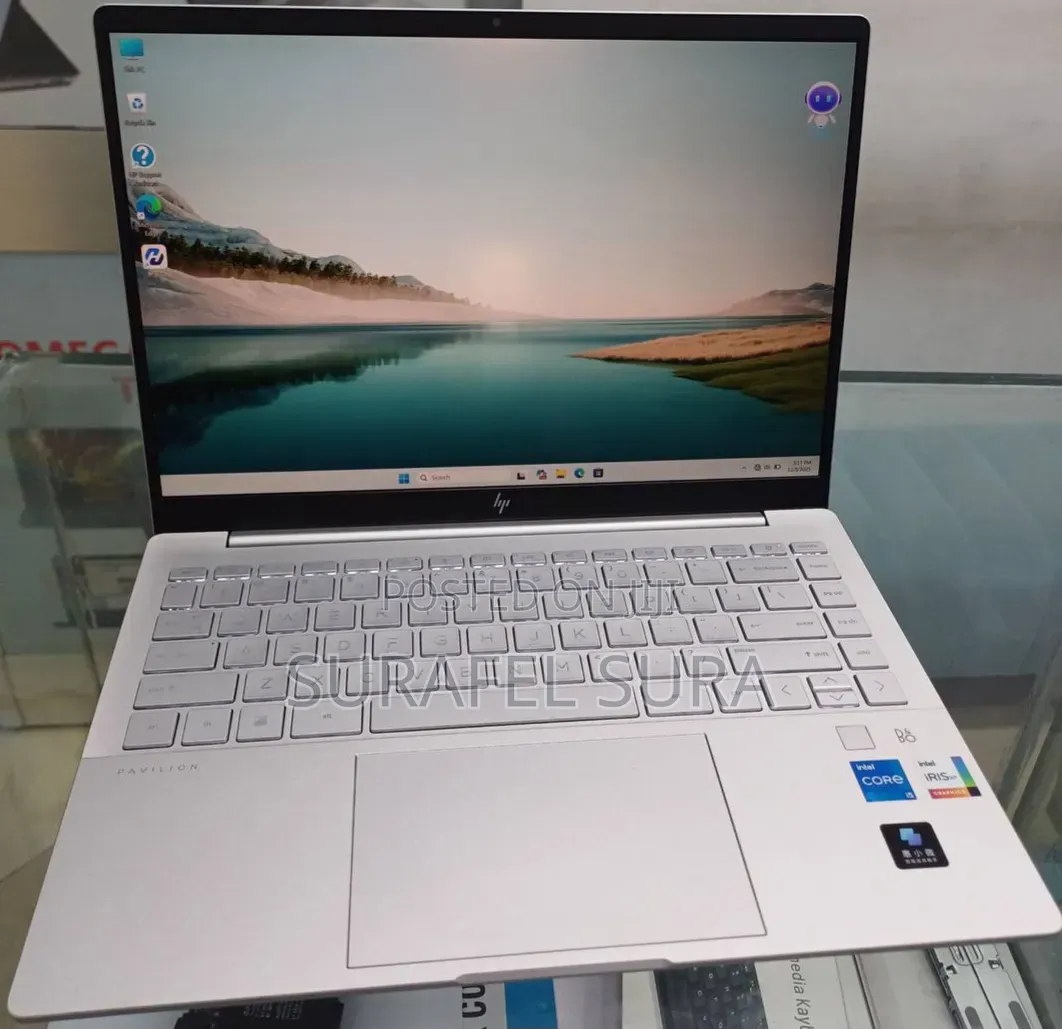 New Laptop Apple MacBook Pro 2020 32GB Intel Core i7 SSD 512GB