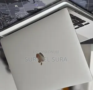 New Laptop Apple MacBook Pro 2020 32GB Intel Core i7 SSD 512GB
