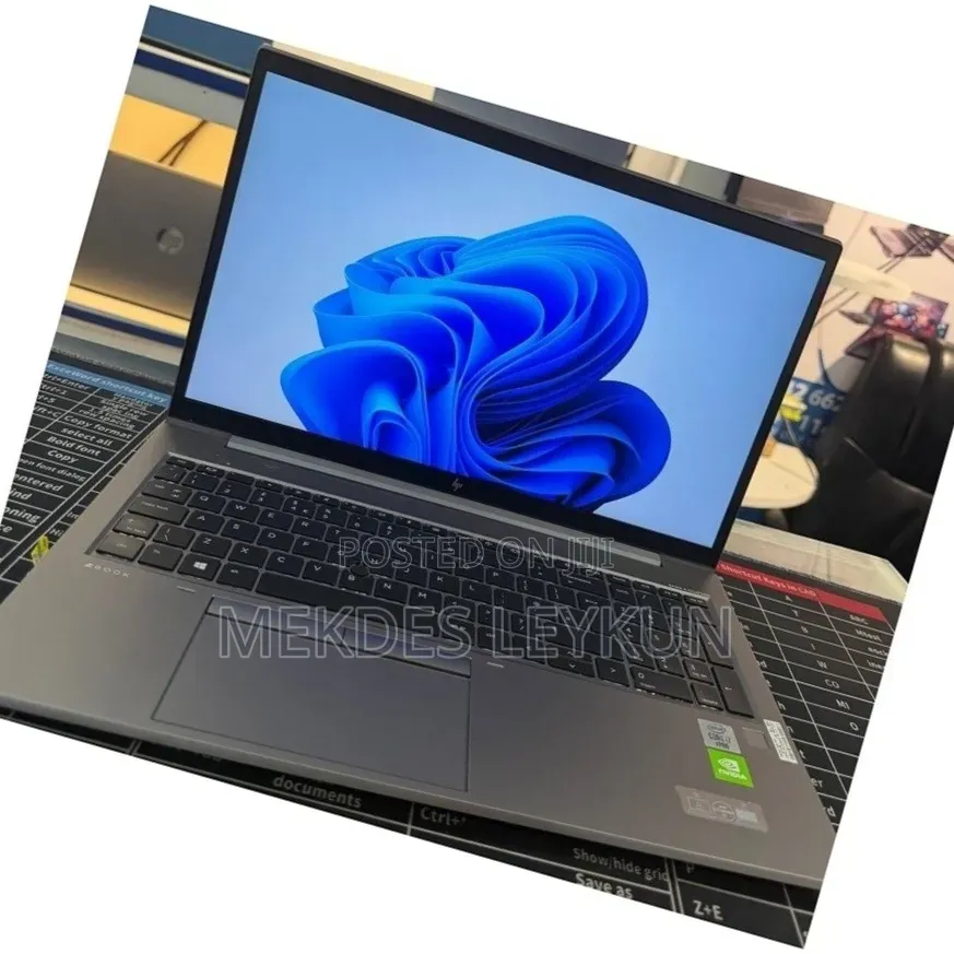 New Laptop HP ZBook Power G7 16GB Intel Core i7 SSD 512GB