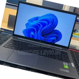 New Laptop HP ZBook Power G7 16GB Intel Core i7 SSD 512GB