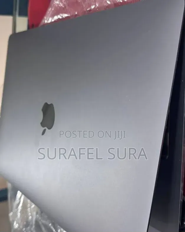 New Laptop Apple MacBook Air 2018 8GB Intel Core i7 SSD 128GB