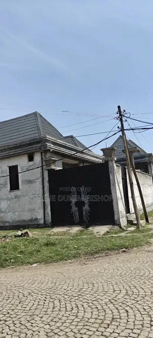 9bdrm Villa in Bishoftu Dukem, Oromia-Finfinne for sale