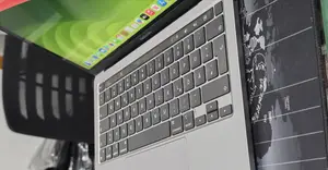 New Laptop Apple MacBook Pro 2021 M1 8GB Apple M1 Pro SSD 256GB