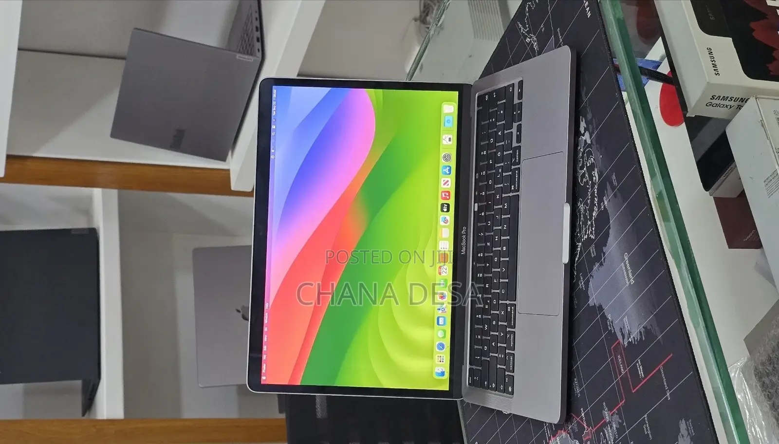 New Laptop Apple MacBook Pro 2021 M1 8GB Apple M1 Pro SSD 256GB