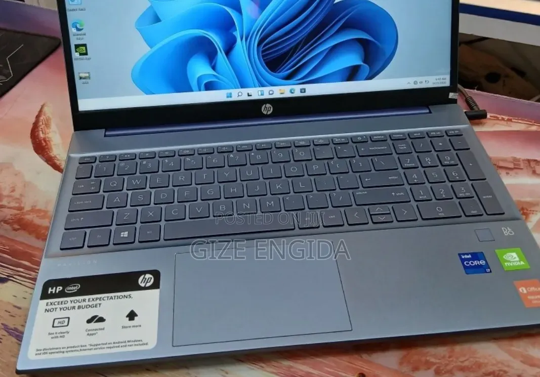 New Laptop HP Pavilion 15 16GB Intel Core i7 SSD 512GB