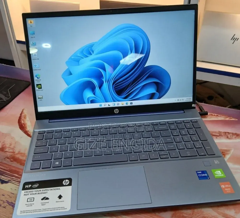 New Laptop HP Pavilion 15 16GB Intel Core i7 SSD 512GB