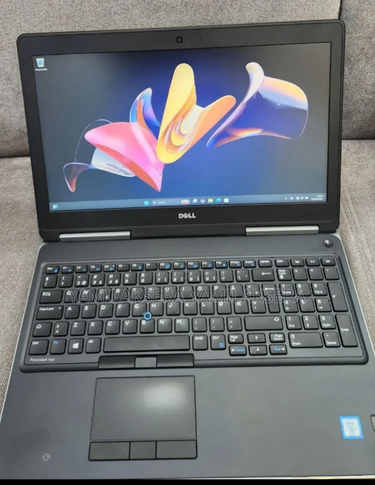 New Laptop Dell Precision 15 7520 16GB Intel Core i7 SSD 512GB