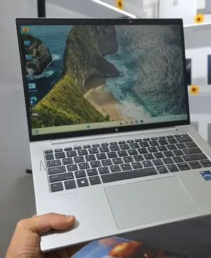 New Laptop HP EliteBook 840 G9 16GB Intel Core i7 SSD 512GB