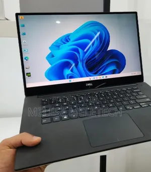 New Laptop Dell XPS 15 16GB Intel Core i7 SSD 512GB